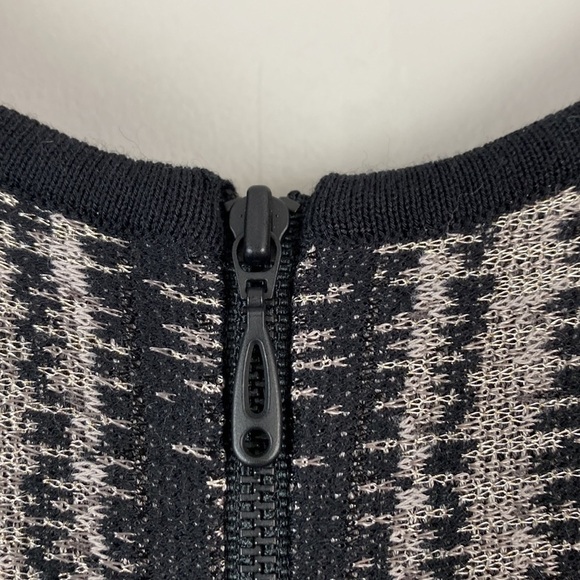 Nic+Zoe NORTHERN LIGHTS SLEEVELESS TWIRL DRESSS IN MULTI  Size Medium - Picture 14 of 16